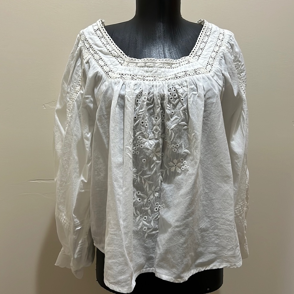 Jennifer Grace white boho blouse large